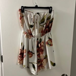 Women’s White Sheer Floral Romper - Large